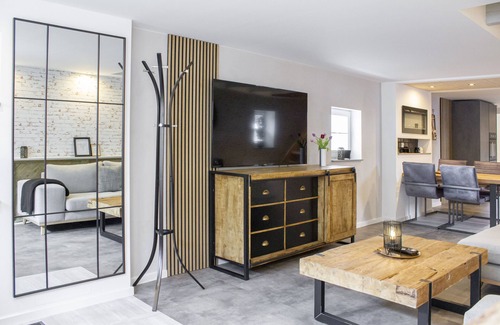 Luegde Maison | Have fun with the whole family in this stylish accommodation.