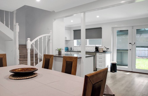 Hamlyn Heights Maison | Haven At Heights / Holiday or Corporate