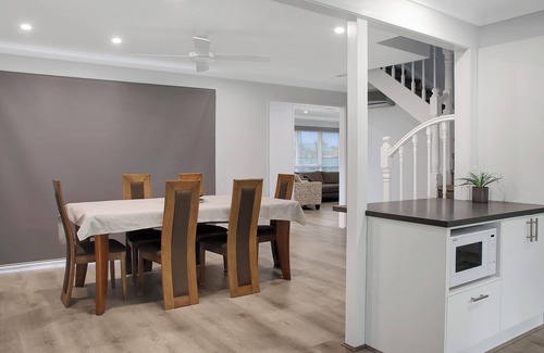 Hamlyn Heights Maison | Haven At Heights / Holiday or Corporate