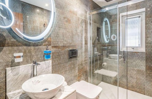 Blackburn Maison | Haven Cottage