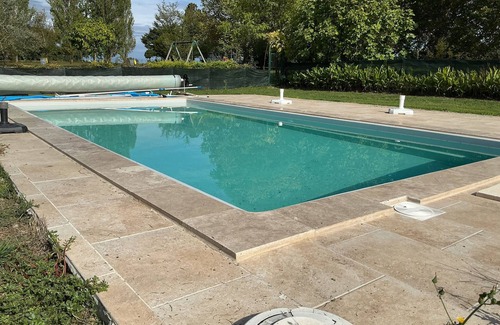 Boisse Cottage | Havre de paix : gîte 8 personnes avec piscine à Boisse