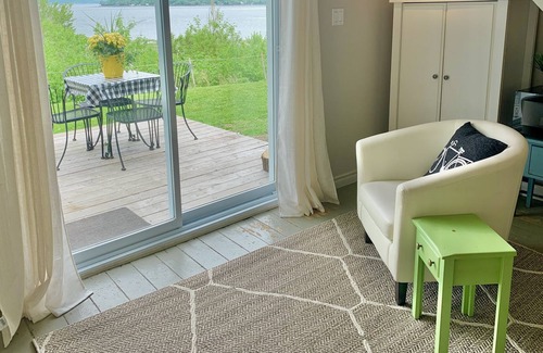 Desjardins Appartement | Haven of peace - view of the Lévis river