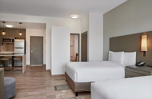 Playacar Fase II Hôtel | Haven of Relaxation! 3 Family-friendly Units, Free Breakfast, Outdoor Pool