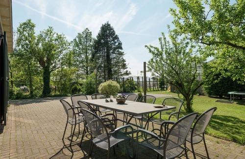 Neck Maison | Havre de paix avec jardin et confort