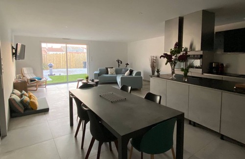LʼAiguillon-sur-Mer Maison | Havre de Paix avec Piscine Chauffée priver - Séjour Idéal en Famille ou Amis