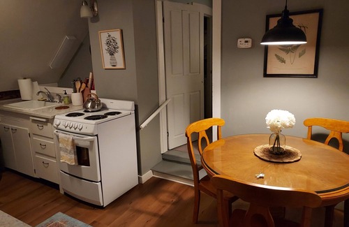 Baltimore Appartement | Hawks Mountain Farm, full apartment on a working farm.