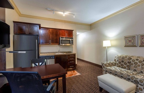 Palm Beach - West Palm Beach Hôtel | Hawthorn Extended Stay by Wyndham West Palm Beach