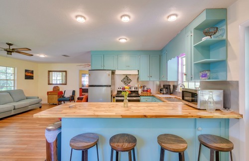 Hawthorne Maison | Hawthorne Retreat w/ Casita + Lake Winnott Access!