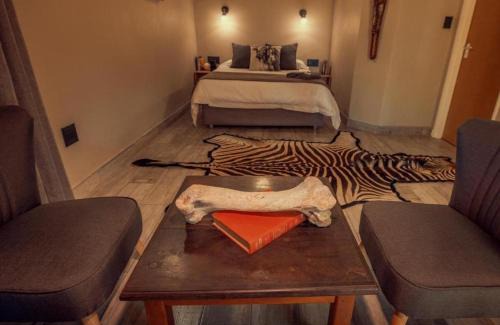 Mudimeli Autre | Hayoma Lodge