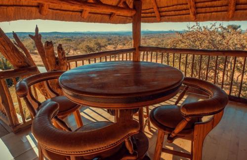 Mudimeli Autre | Hayoma Lodge
