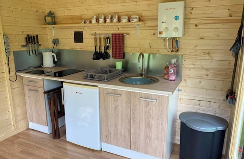 Moncrabeau Location De VR | Hazel Belle @Finders Keepers France. Adults only retreat with 13 acres and lake.