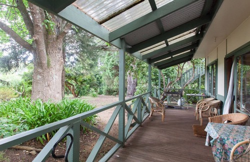 East Warburton Maison | Maison rurale Hazelwood Cottage S / C Retreat & Farm
