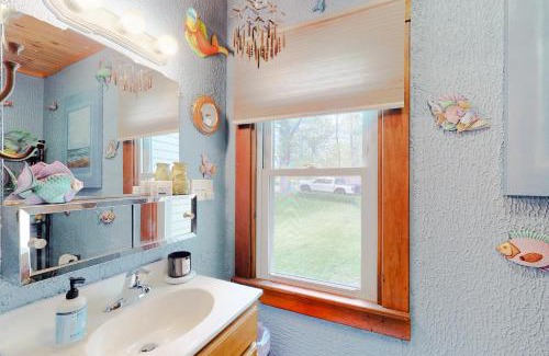 North Hero Maison | Hazen's Hideaway