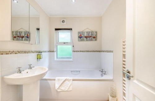 Narberth Maison | HB Hornbeam Lodge 02