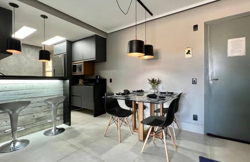 Vila Clais Appartement | HBH06 - AP in the Center, Near the sea | Air, Pool, TV, Wifi. Full Kitchen