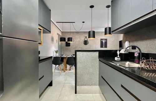 Vila Clais Appartement | HBH06 - AP in the Center, Near the sea | Air, Pool, TV, Wifi. Full Kitchen