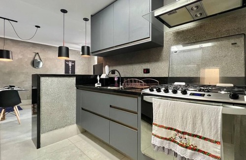 Vila Clais Appartement | HBH06 - AP in the Center, Near the sea | Air, Pool, TV, Wifi. Full Kitchen