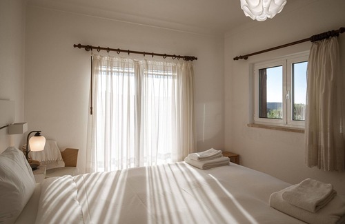 Magoito Maison | He took refuge in Sintra with a magnificent view. Ideal for nature lovers. 4 bedrooms