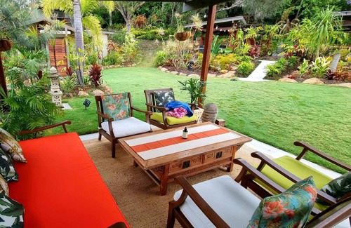 Tallebudgera Valley Villa | Healing Garden Cabins - Villa Uluwatu