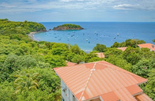Playa Ocotal Copropriété | Hear the Waves - Just 200m Walk to Beach - Gated Community - Vacation Planning Included