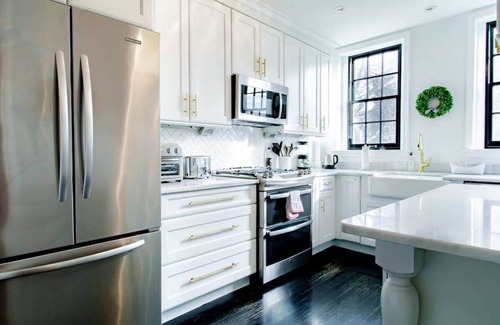 Capitol Hill Appartement | Heart of Capitol Hill Row House, Luxury & Location