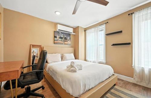 Old City Maison | Heart of Downtown Delight