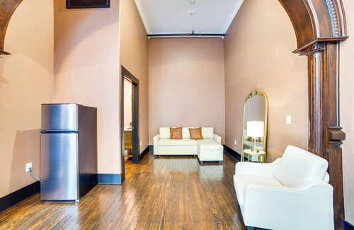 Marshall Appartement | Heart of Downtown Marshall: Boutique Studio Stay!