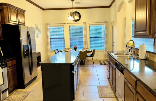 Edmond Maison | Heart of Edmond Retreat - 3bed 2bath