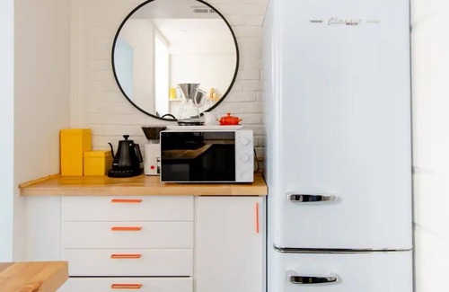 Upper Fells Point Maison | Walkable to Harbor | Fells Point + Fenced Patio