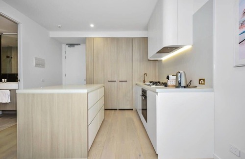 Glen Waverley Appartement | Heart of Glen Waverley - Pool + Gym + Parking