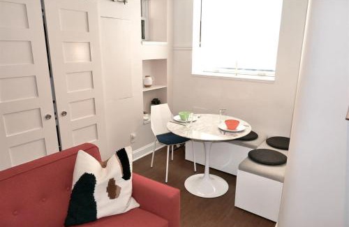 Mount Pleasant Appartement | Heart of Mount Pleasant - with parking