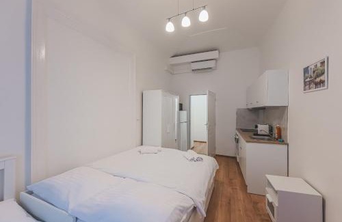 Nove Mesto Appartement | Heart of Prague Retreat 4