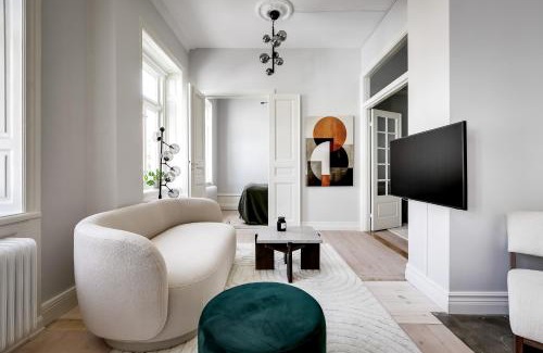 Sodermalm Appartement | Heart of Södermalm Walk to Everything - 2Bed Apart