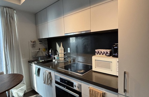 Bloor-Yorkville Appartement | Heart of Yorkville! Lively, accessible, and steps away from most amenities