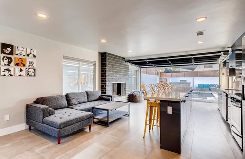 Old Town Maison | Cœur de San Diego dans la vieille ville. Oasis privée - 5 piscine chauffée et jacuzzi PRÈS DE TOUS.