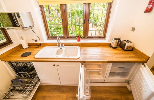 Hastings Cottage | Piscine intérieure chauffée et bain à remous, campagne maison de vacances près de la plage et le parc