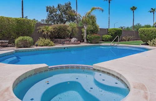 Arrowhead Ranch Maison | Heated Pool and Spa Spacious 4-bedroom home in Glendale, AZ