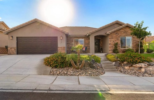 Mesquite Maison | Heated Pool at Turtle Cove by J and Amy BL991528