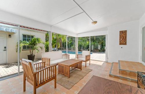 Northwood Shores Maison | Heated Pool, Beach, Miramar Villa by RoveTravel