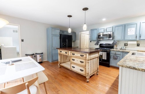 Dennisville Maison | [Heated*] Pool & Golf Retreat by Avalon/Cape may/Sea Isle