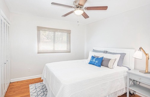 Tallahassee Maison | Heated Pool & Hot tub-Walk to FSU