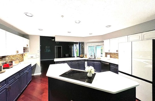 Greenview Shores Maison | Heated Pool House With Spa and Putting Green WEF POLO