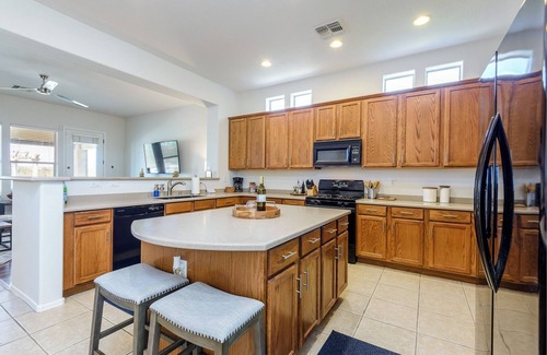 Tramonto Maison | Heated Pool/Spa, Mountain/Sunset Views, Amenities Galore....