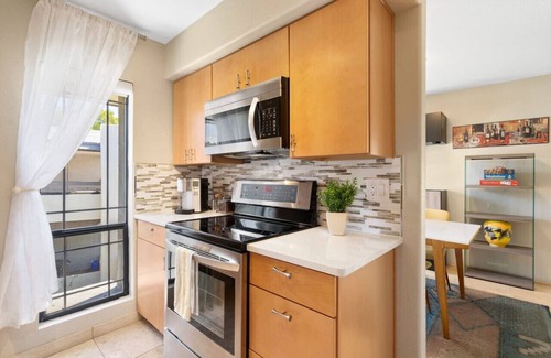 Cloisters Copropriété | Heated Pool Year Round | Biltmore Gem | Golf/Walk