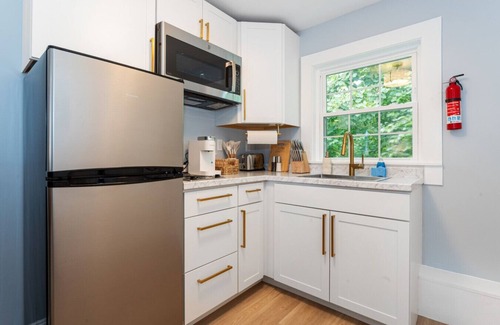 Old Orchard Beach Copropriété | Heated Saltwater Pool Short Walk to Beach Pier 9