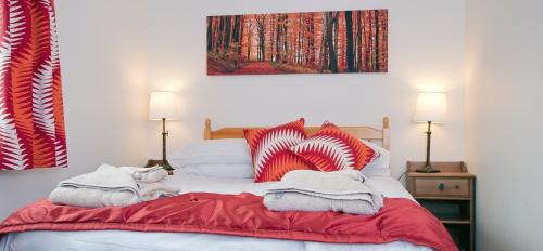 Boat of Garten Maison | Heath Cottage, Tranquil Cottage by the Woods