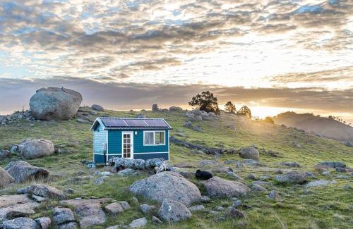 Tooborac Maison | Heathcote Hills Tiny House - Tiny Stays