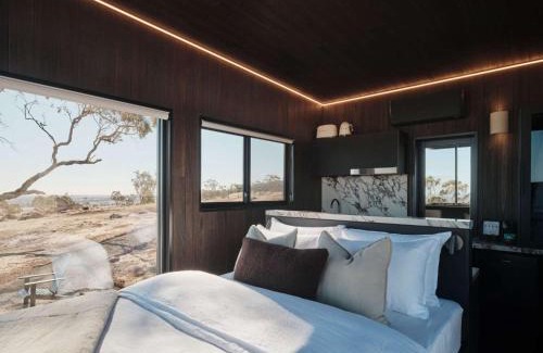 Toolleen Maison | Heathcote Winery Luxury and Stunning Views