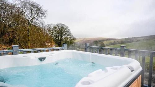 Newcastle-on-Clun Maison | Heather - Beacon View Pods
