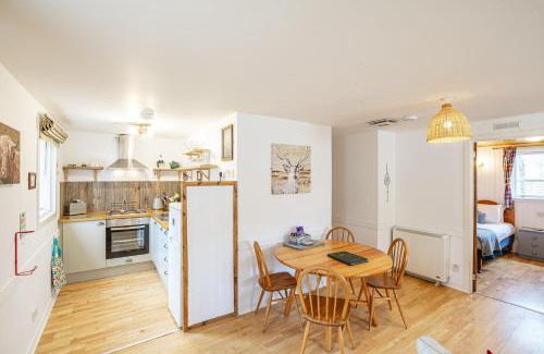 East Lewiston Maison | Heather Lodge 4, sleeping 6